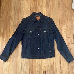 NWOT Levi's Dark Indigo Denim Trucker Jacket Size M